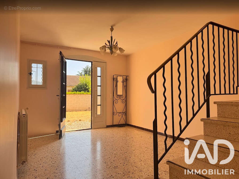 Maison 103 m² à Laroque  - photo 6