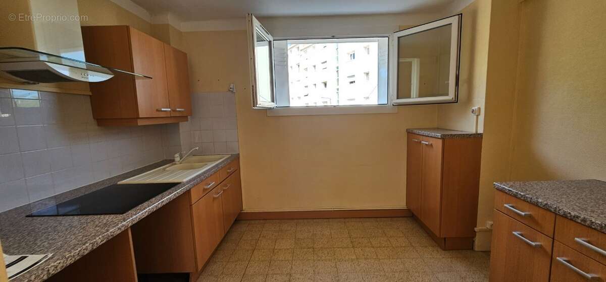 Appartement 3 pièces 68 m² à vendre à Sete (34200) - photo 6