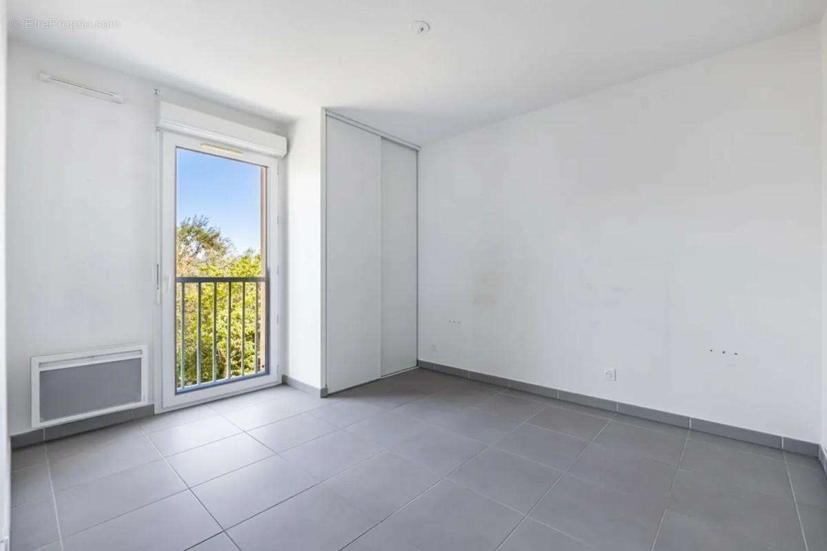 Appartement T3 de 63m2 récent avec Parking, au Calme - photo 8