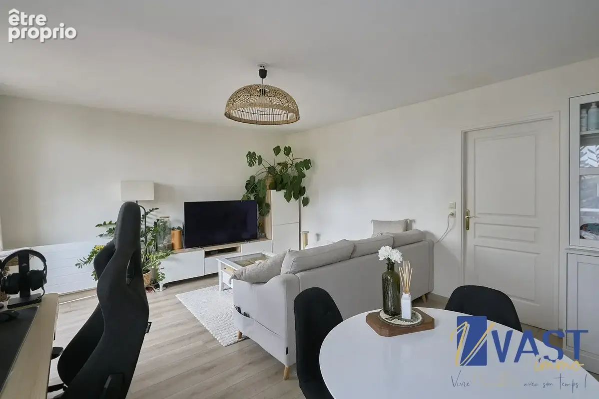 Appartement 3 pièces 70 m² à vendre à Lille (59800) - photo 5