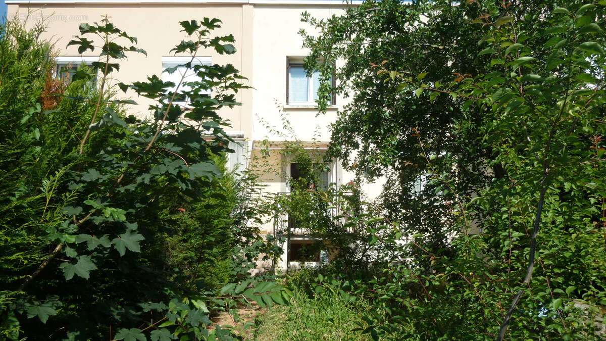 Maison à CHENOVE