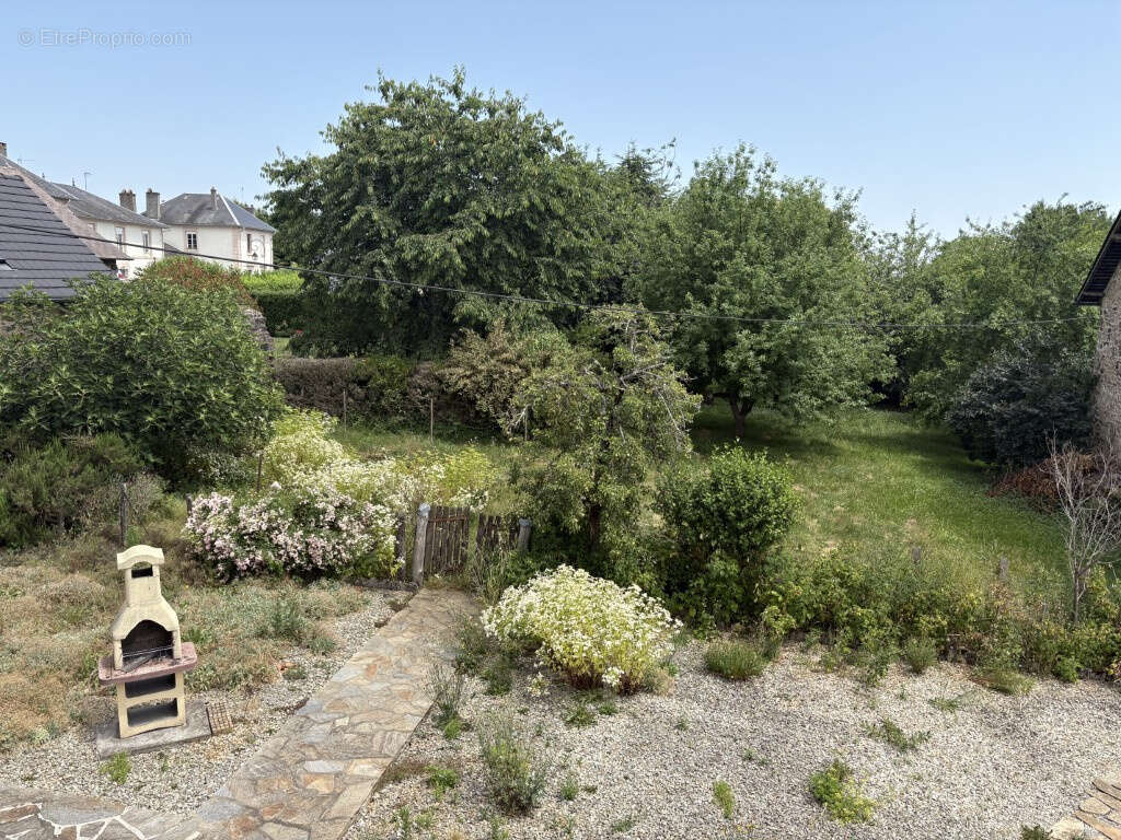 Maison à LA PORCHERIE