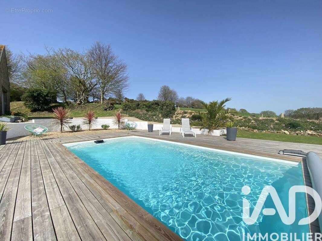 Photo 1 - Maison à PLOUGONVEN