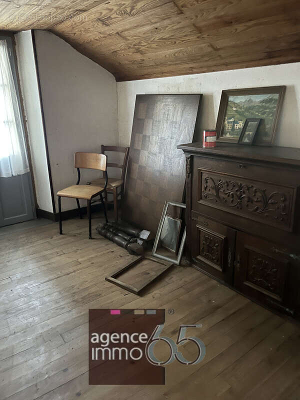 Maison à LUZ-SAINT-SAUVEUR