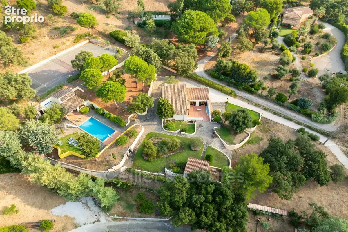 Maison 239 m² à Bormes-Les-Mimosas  - photo 3