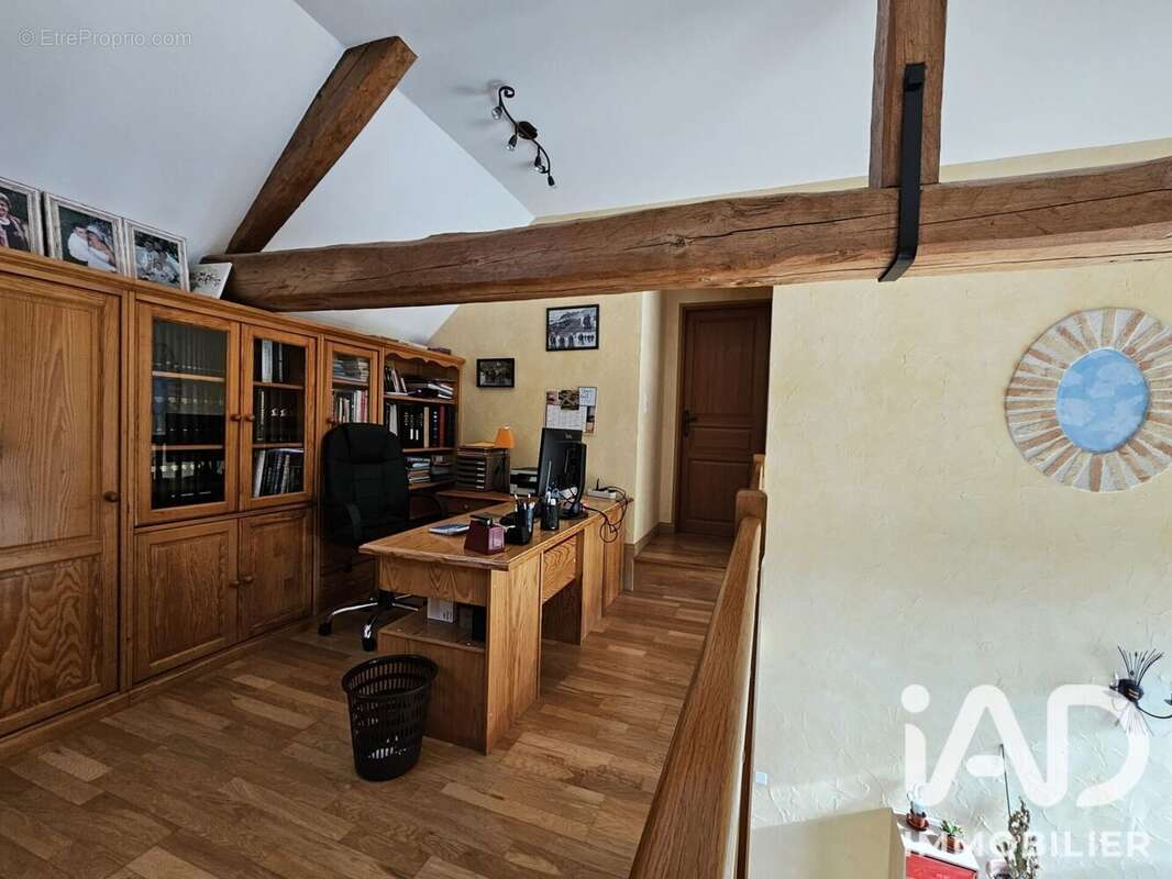 Maison 326 m² à Vouvray-Sur-Loir  - photo 8