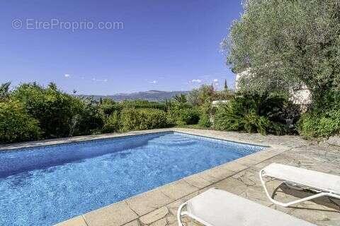 Maison à MOUGINS