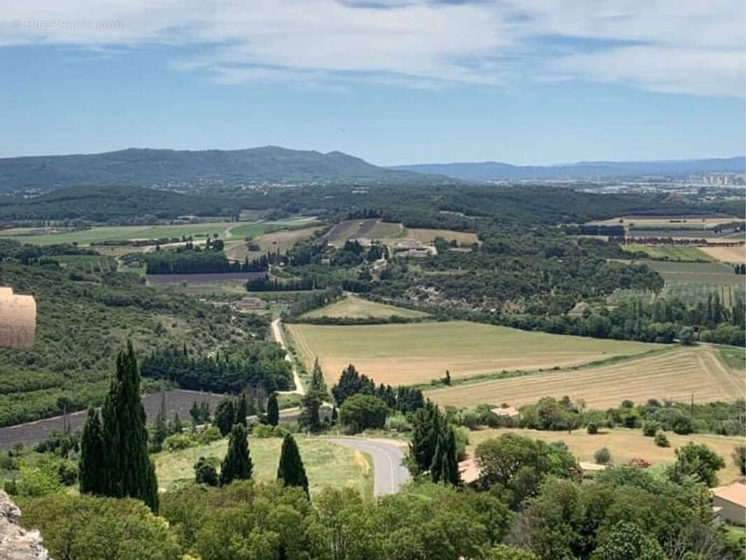 Maison à LA GARDE-ADHEMAR