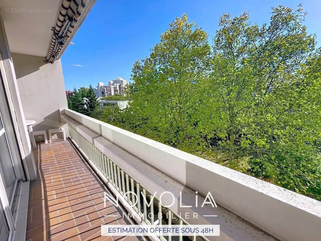 Appartement à LYON-8E
