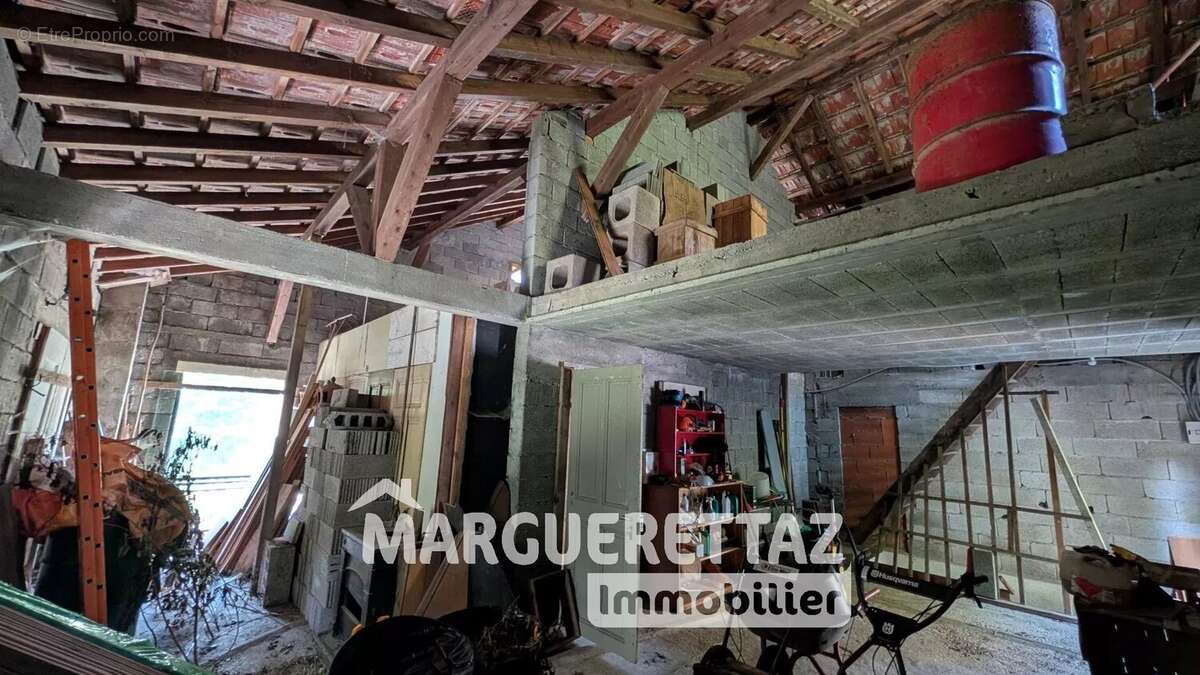 Maison à SAINT-JEAN-DE-THOLOME