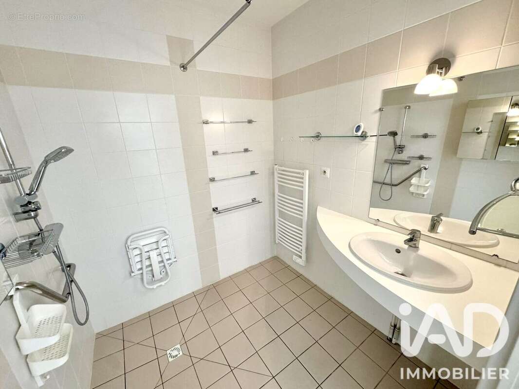 Appartement 65 m² à Saint-Cyr-En-Val  - photo 8