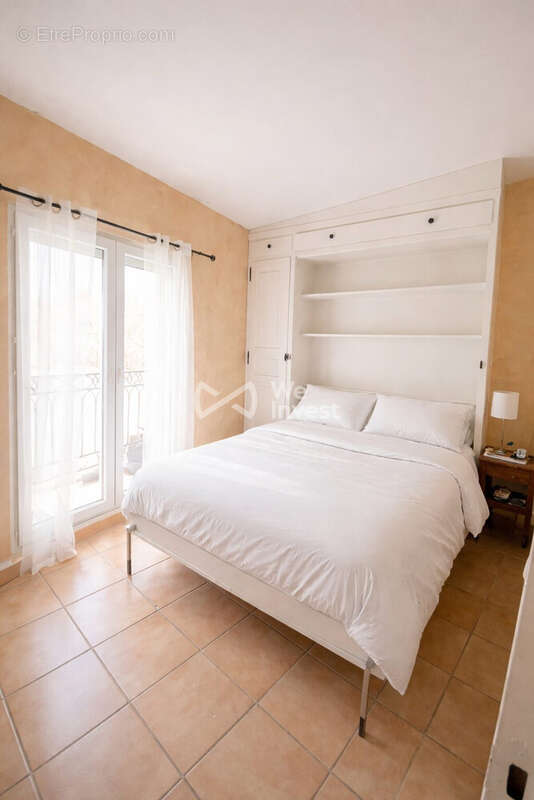 Chambre 2ème - Maison à MEZE