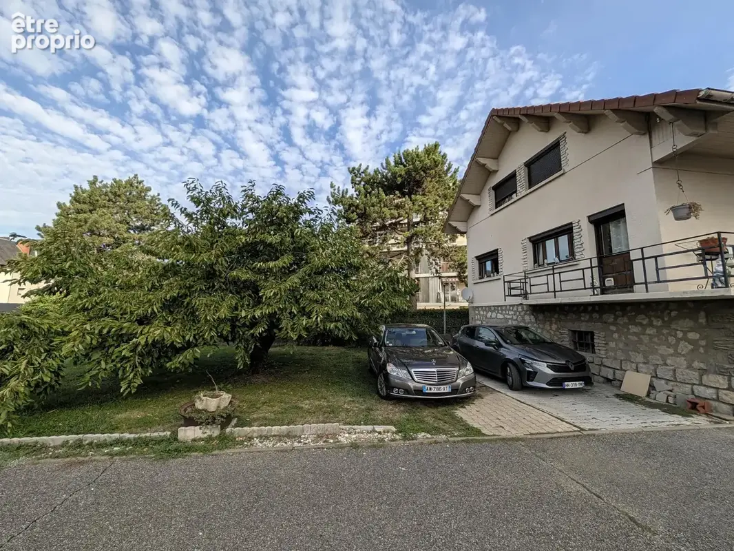 BASSENS - Maison familiale de 111m2 sur grand terrain constructible de 1039m2 - photo 10
