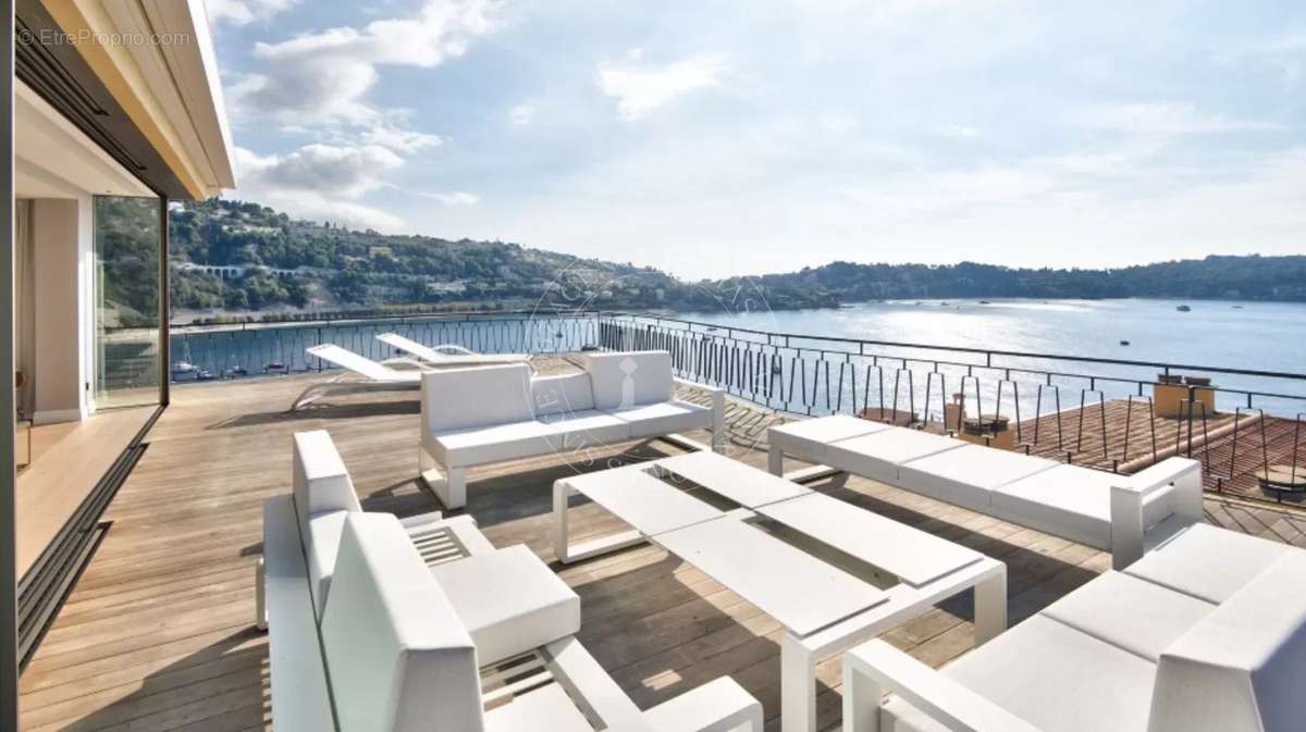 Appartement à VILLEFRANCHE-SUR-MER