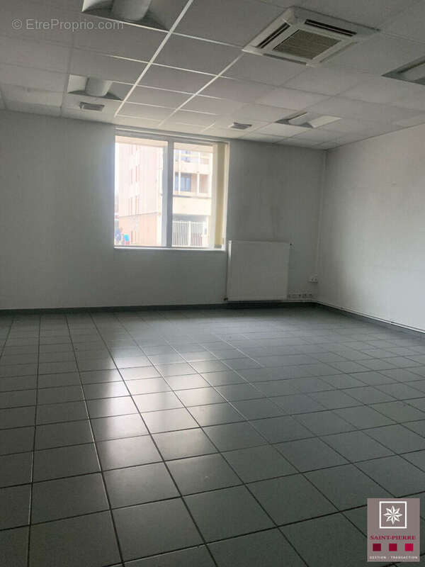 Commerce à VILLEURBANNE