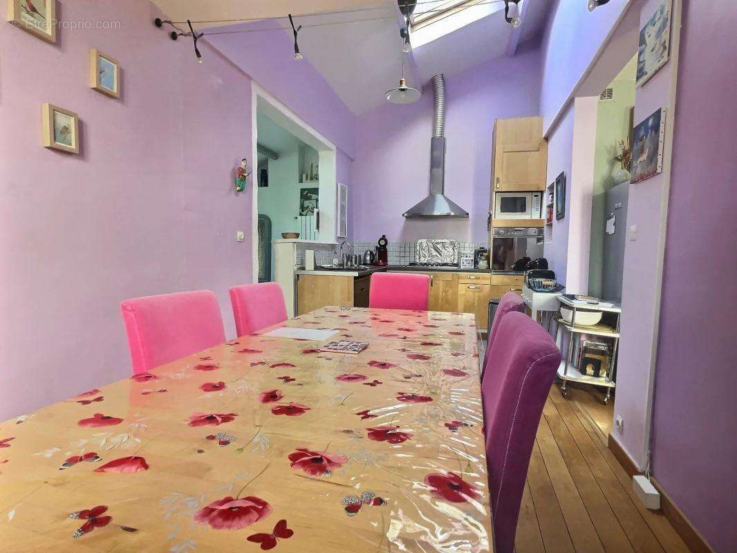 Maison à SAINT-MAUR-DES-FOSSES