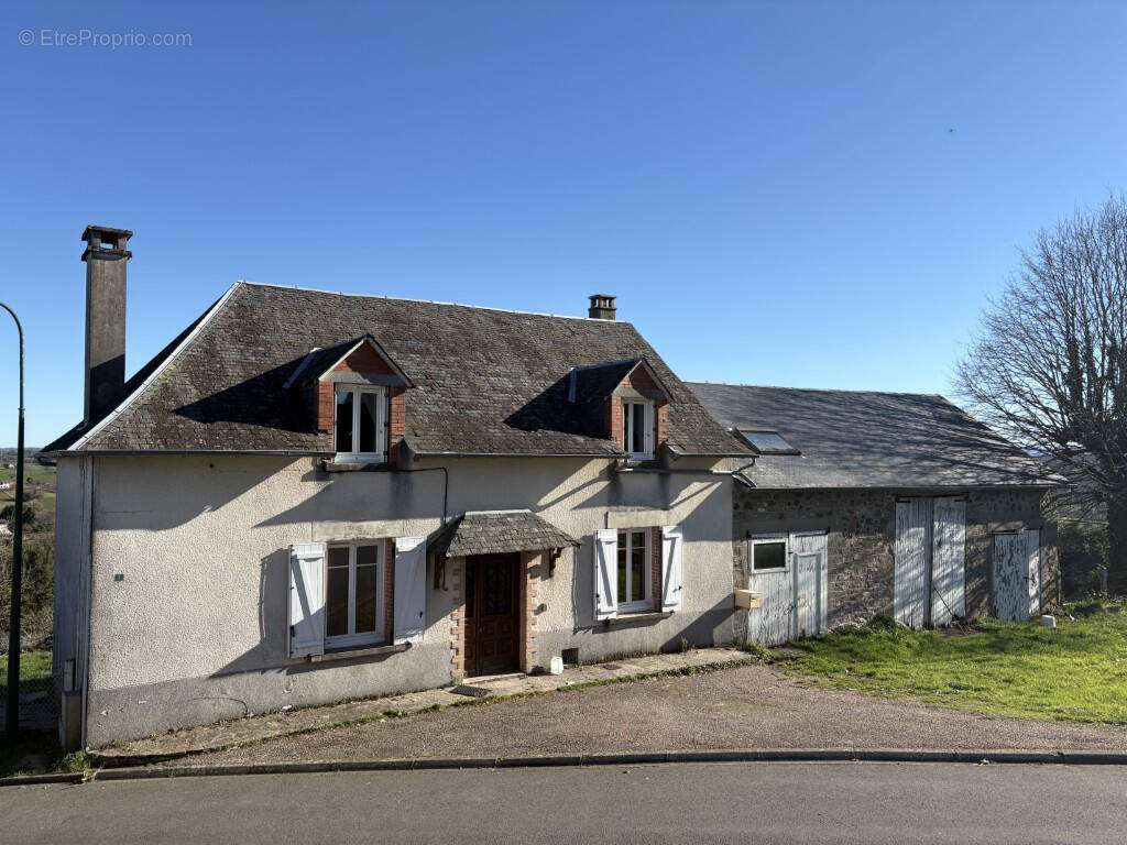 Maison à MASSERET
