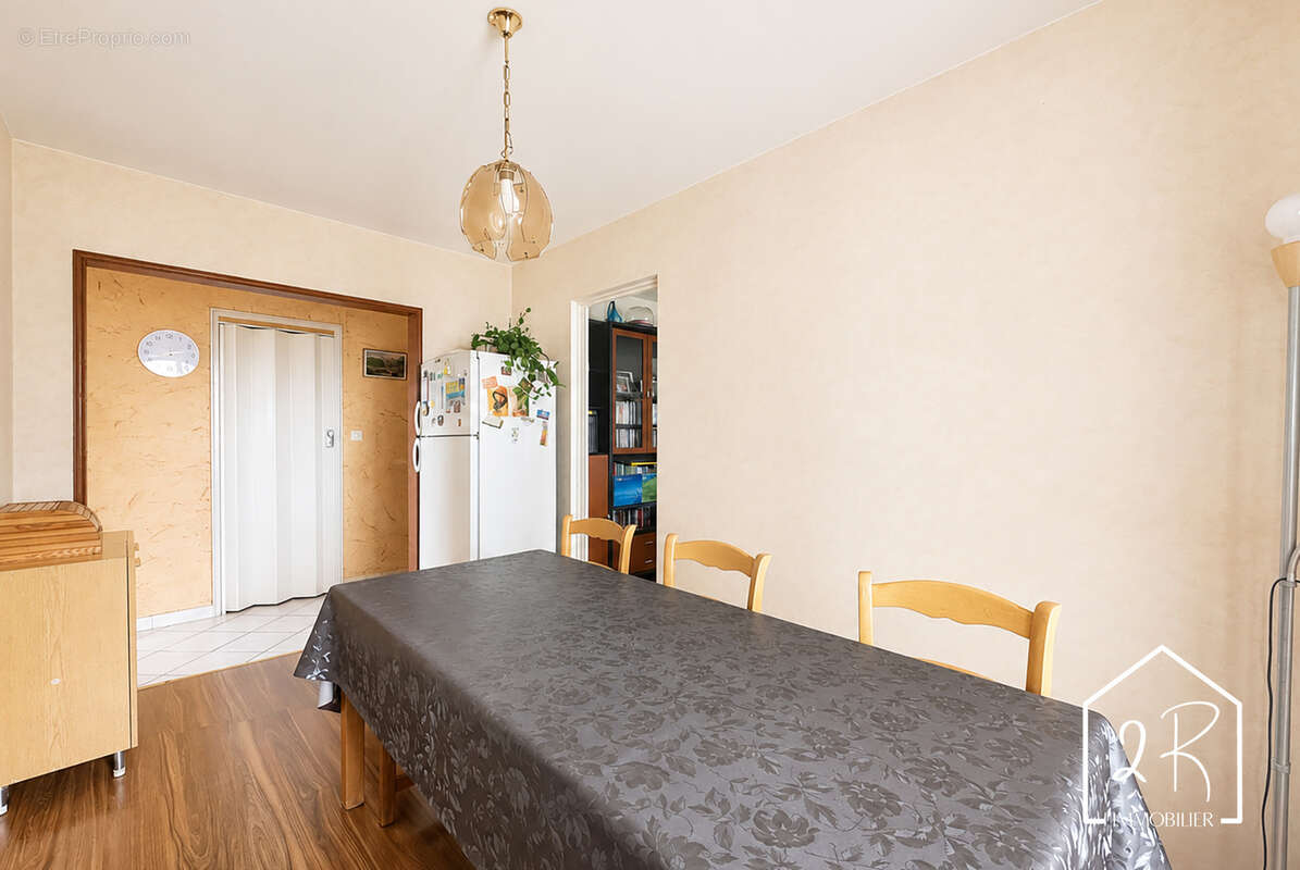 Appartement 5 pièces 101,5 m2 habitables avec loggia et cave - photo 5