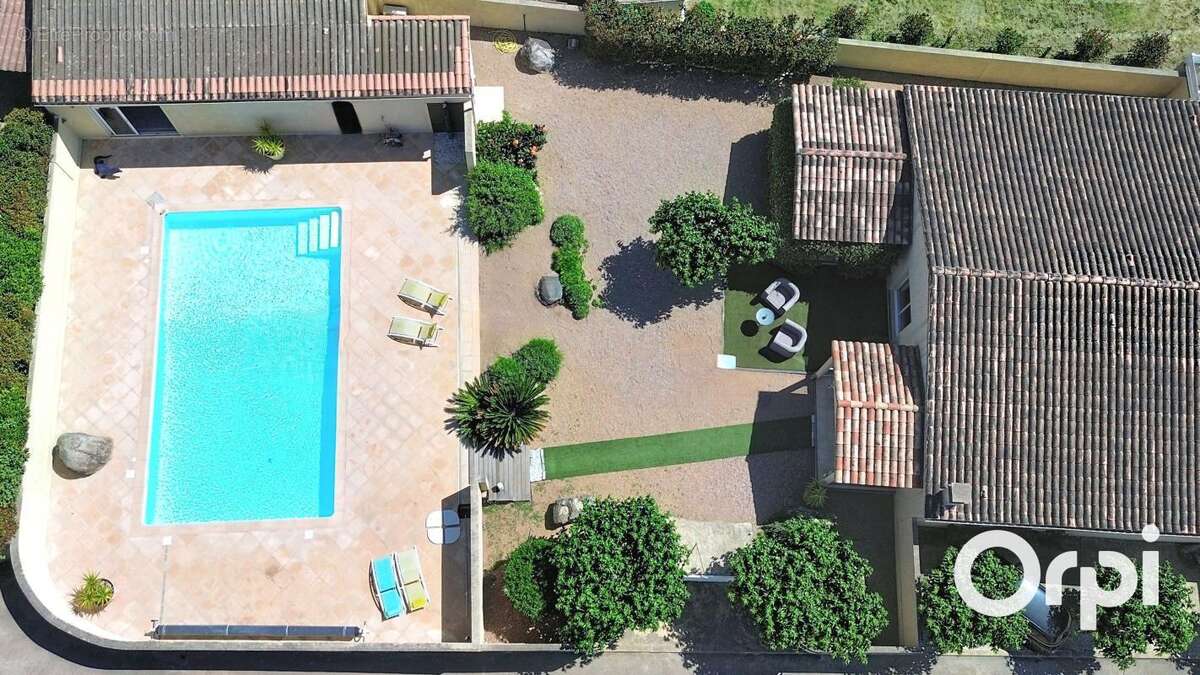 Maison à PORTO-VECCHIO