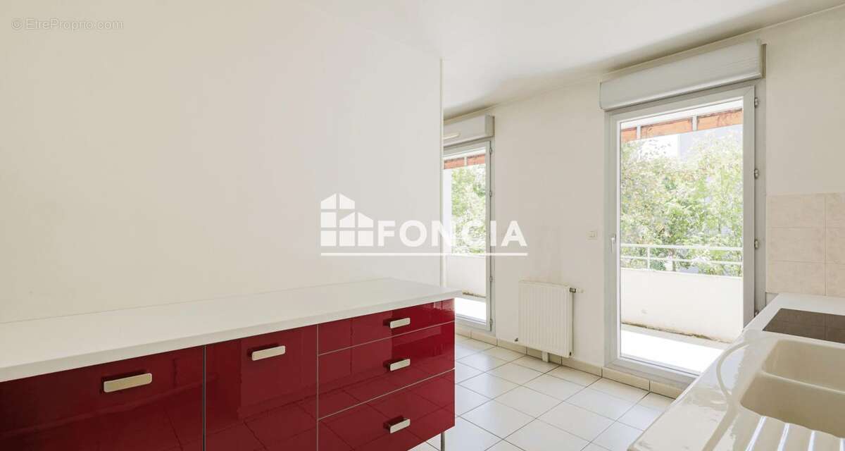  EXCLUSIVITÉ – Bel Appartement T2 de 52 m² avec Grand Extérieur Privatif – Meylan (38240) - photo 9