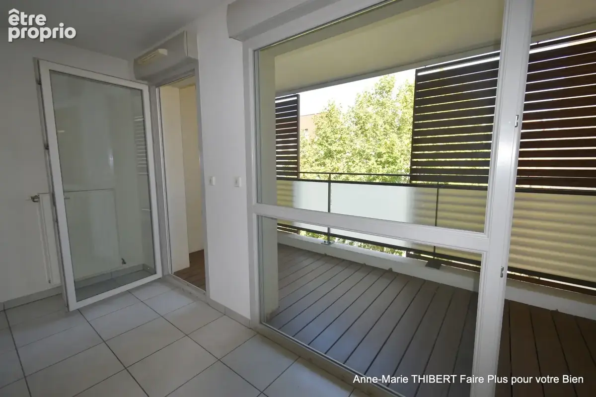 Appartement à vendre 3 pièces LYON 8EME ARRONDISSEMENT (69) avec grand garage - photo 14