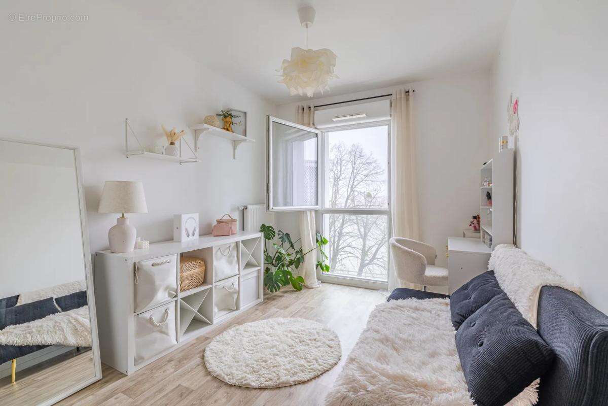 Appartement à VILLENEUVE-LE-ROI