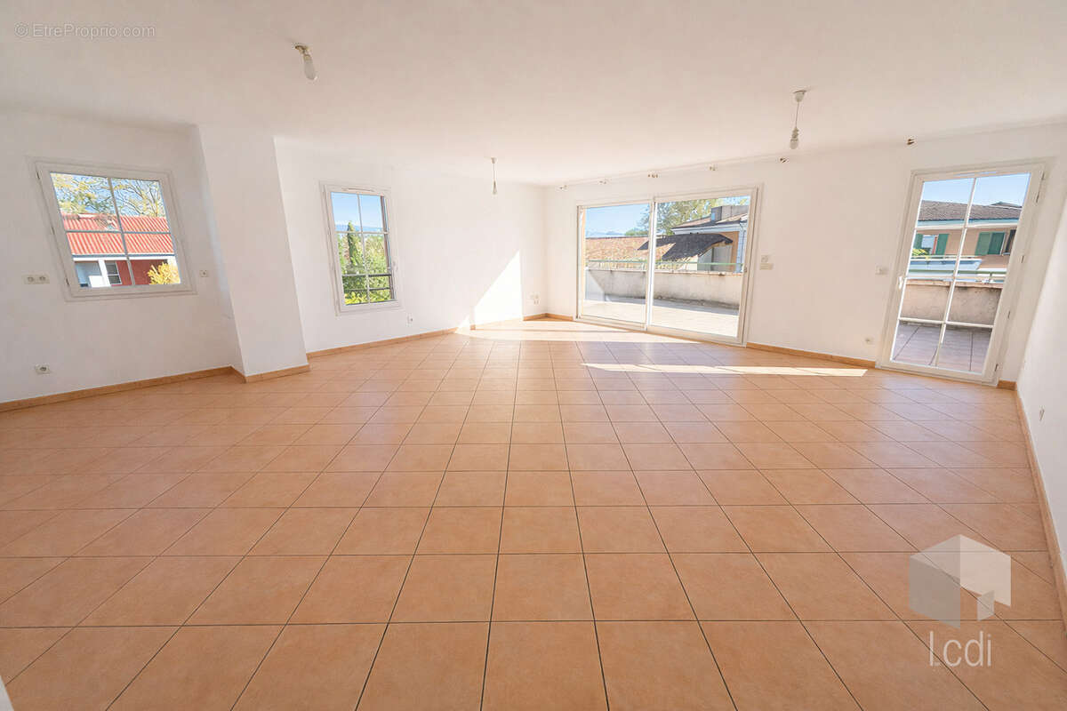 Appartement à MONTELIMAR