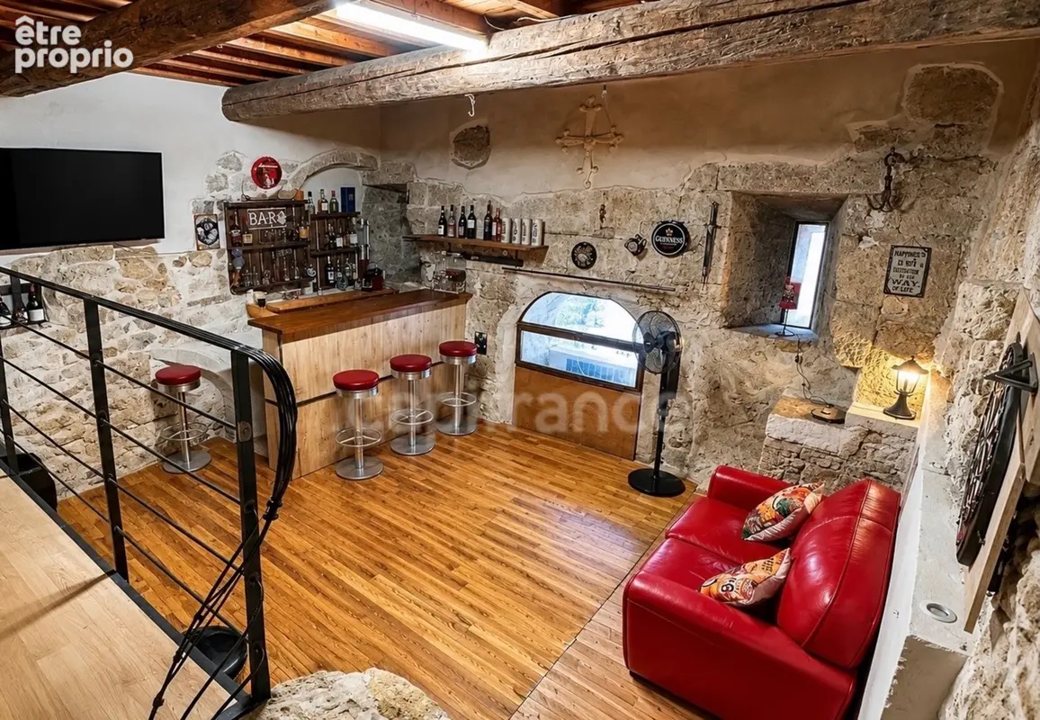 Gigean(34), à vendre maison de village rénovée p4, surface totale 126 m2, terrasse 10 m2, garage 26 m2, centre ville - photo 17