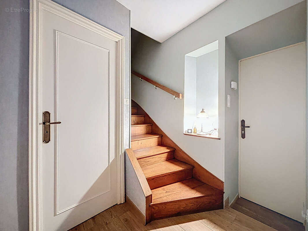 Maison à CERISY-LA-FORET