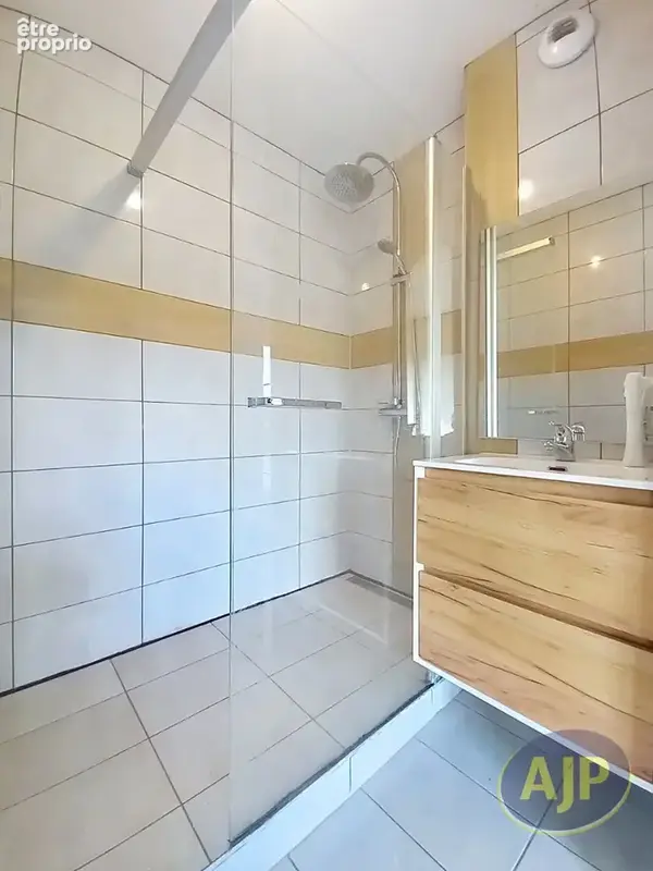 Maison T3 + jardin dans le centre-ville de Lesparre-Médoc ! - photo 10