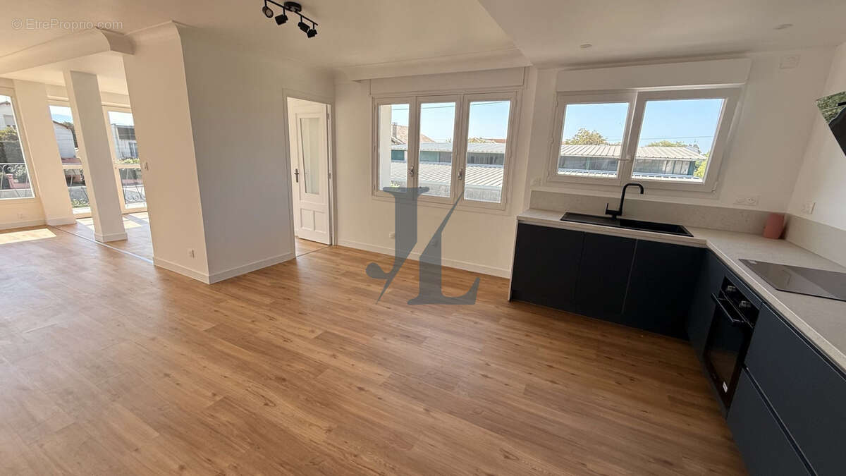 Appartement à PORTES-LES-VALENCE