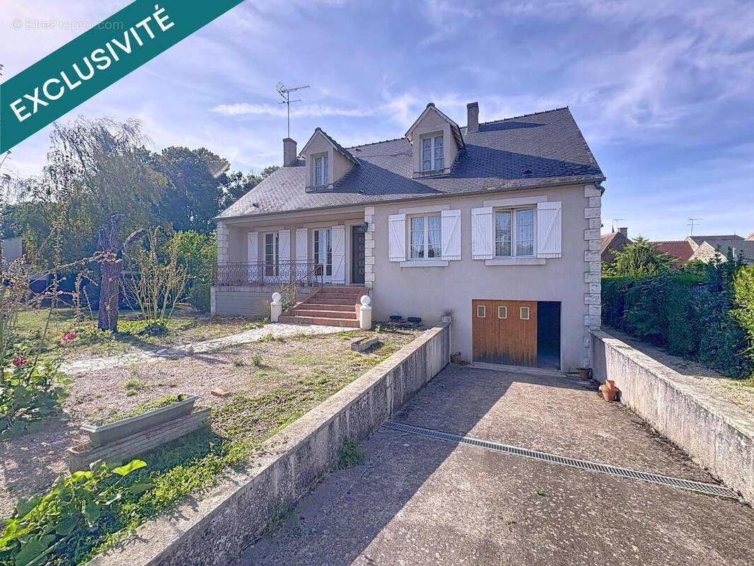 Photo 1 - Maison à SAINT-AOUT