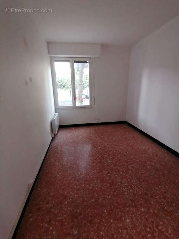 Montpellier - Les Aiguerelles - Studio 19 m² - photo 2