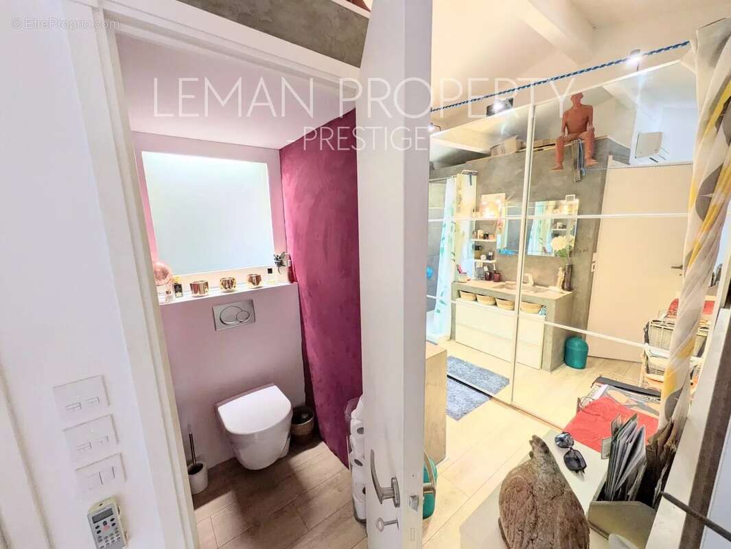 Appartement à VALLAURIS