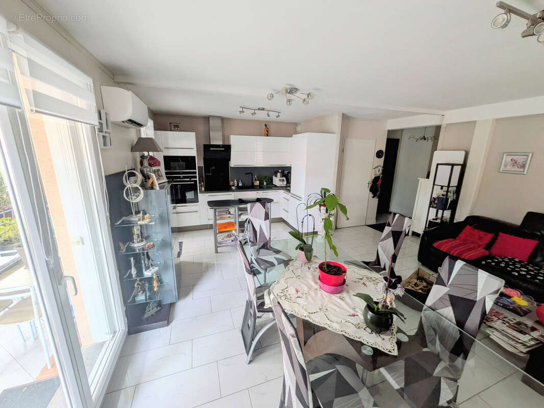 Appartement à PINSAGUEL