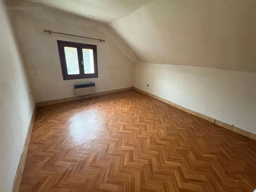 Maison à FONTENAY-TRESIGNY