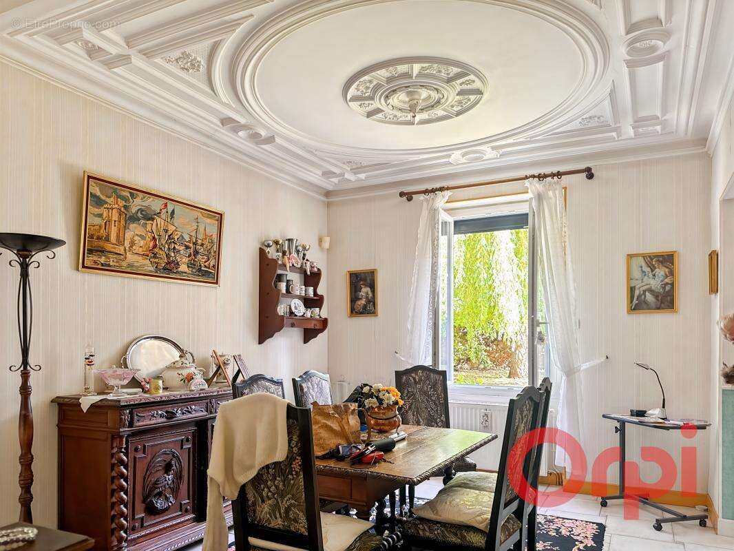 Maison à CHATEAUMEILLANT