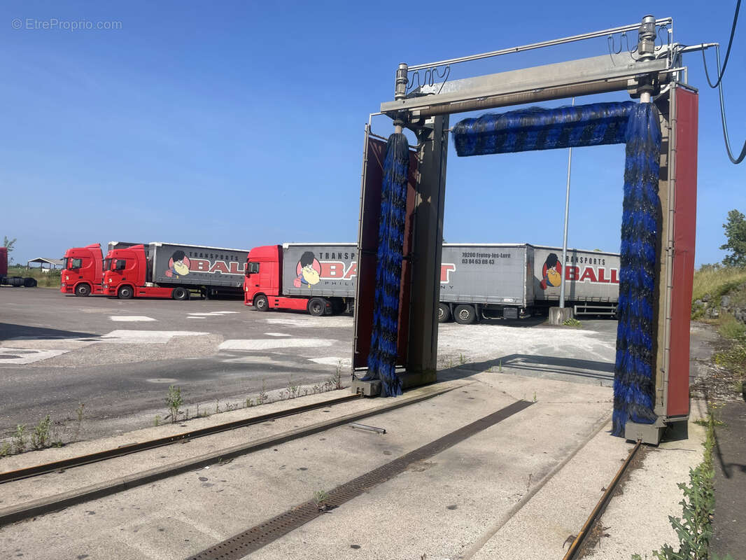 Commerce à FROTEY-LES-LURE