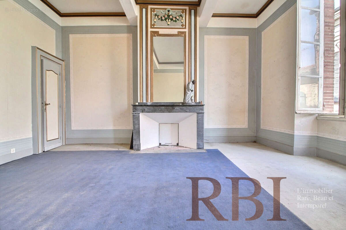 Maison à MONTESQUIEU-VOLVESTRE