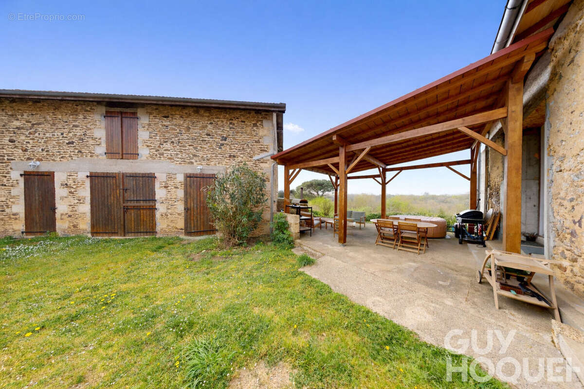 Maison à HAGETMAU