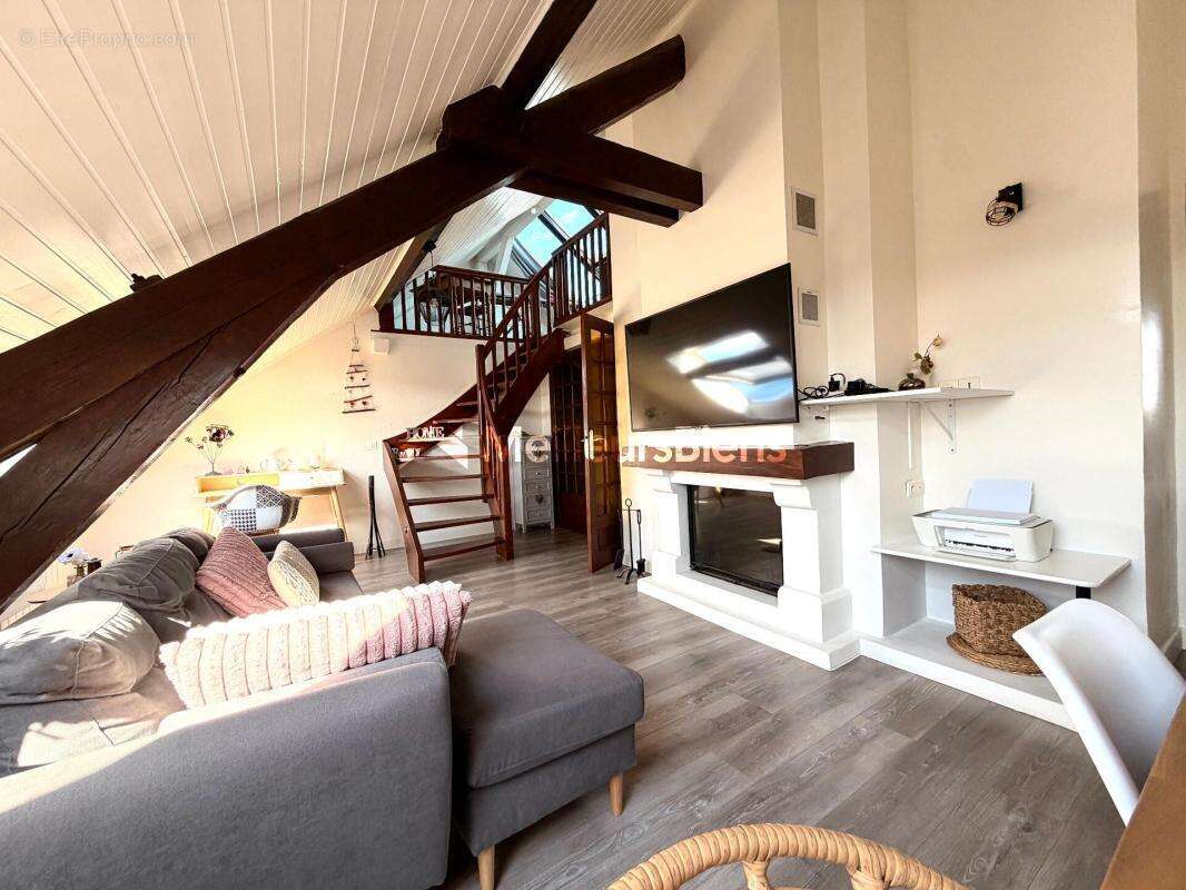 charmant T5 pièces à Belfort - 78 m² - 3 chambres - dernier étage - photo 4