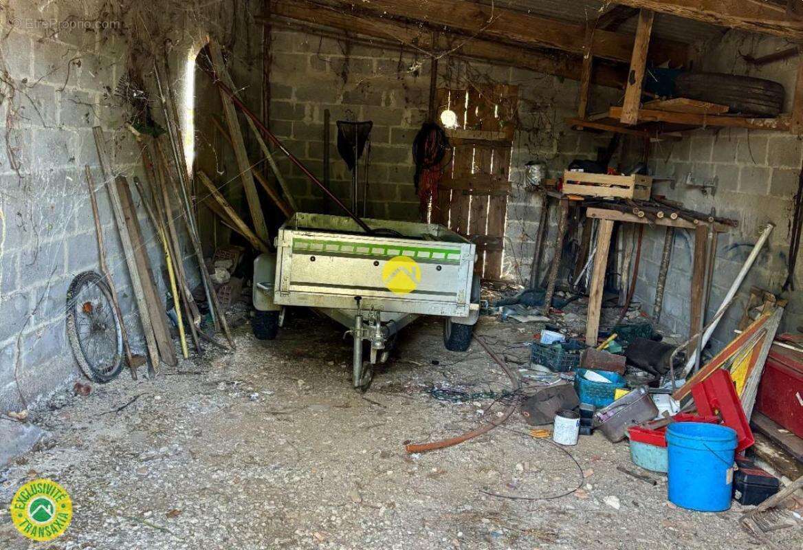 Maison à SAINTE-ALVERE