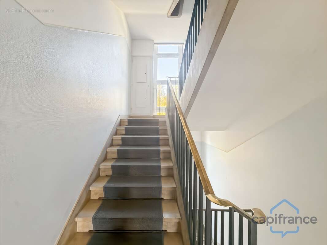 Appartement avec terrasse - photo 15