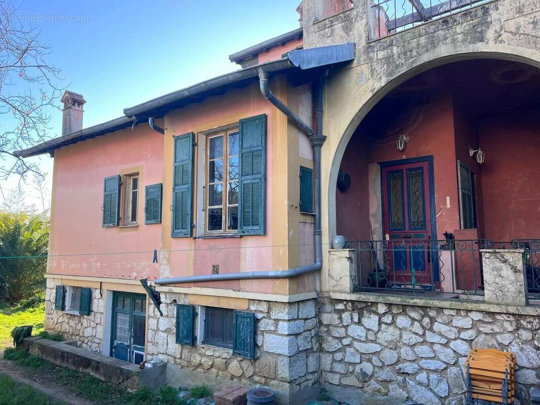 Maison à CAGNES-SUR-MER