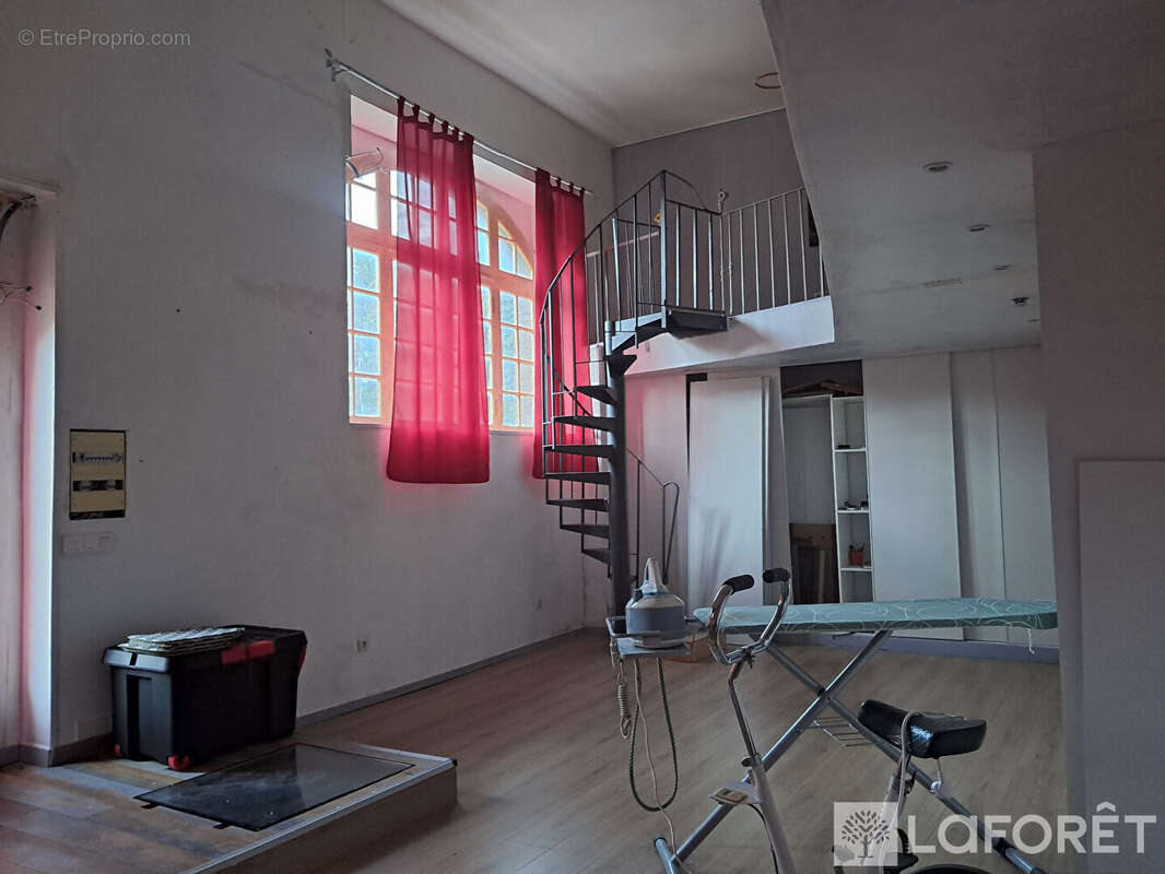 Ensemble immobilier de caractère sur 3700 m²  Ancien atelier fonderie - photo 5
