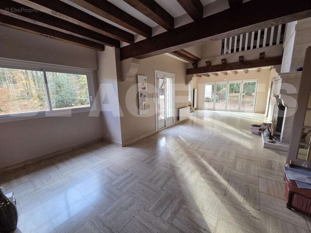 20251117_143351 - Maison à LA BAZOGE