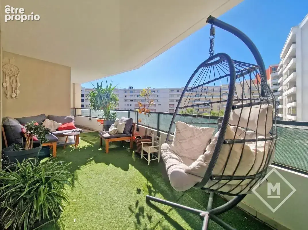 Appartement à MARSEILLE-8E