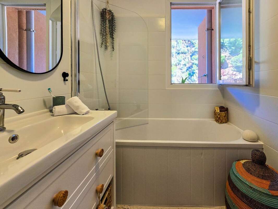 Résidence Les Marches du Soleil  Appartement T3 en dernier étage - photo 9