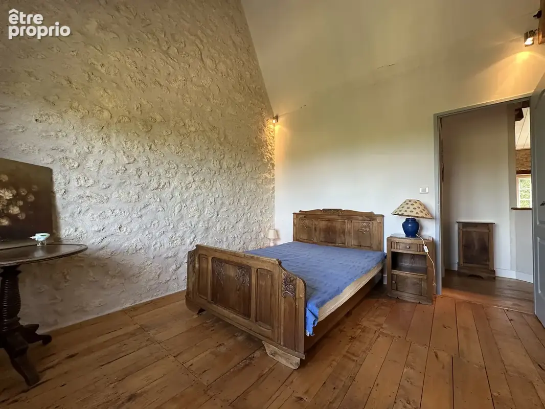 Maison en pierres avec grange - photo 8
