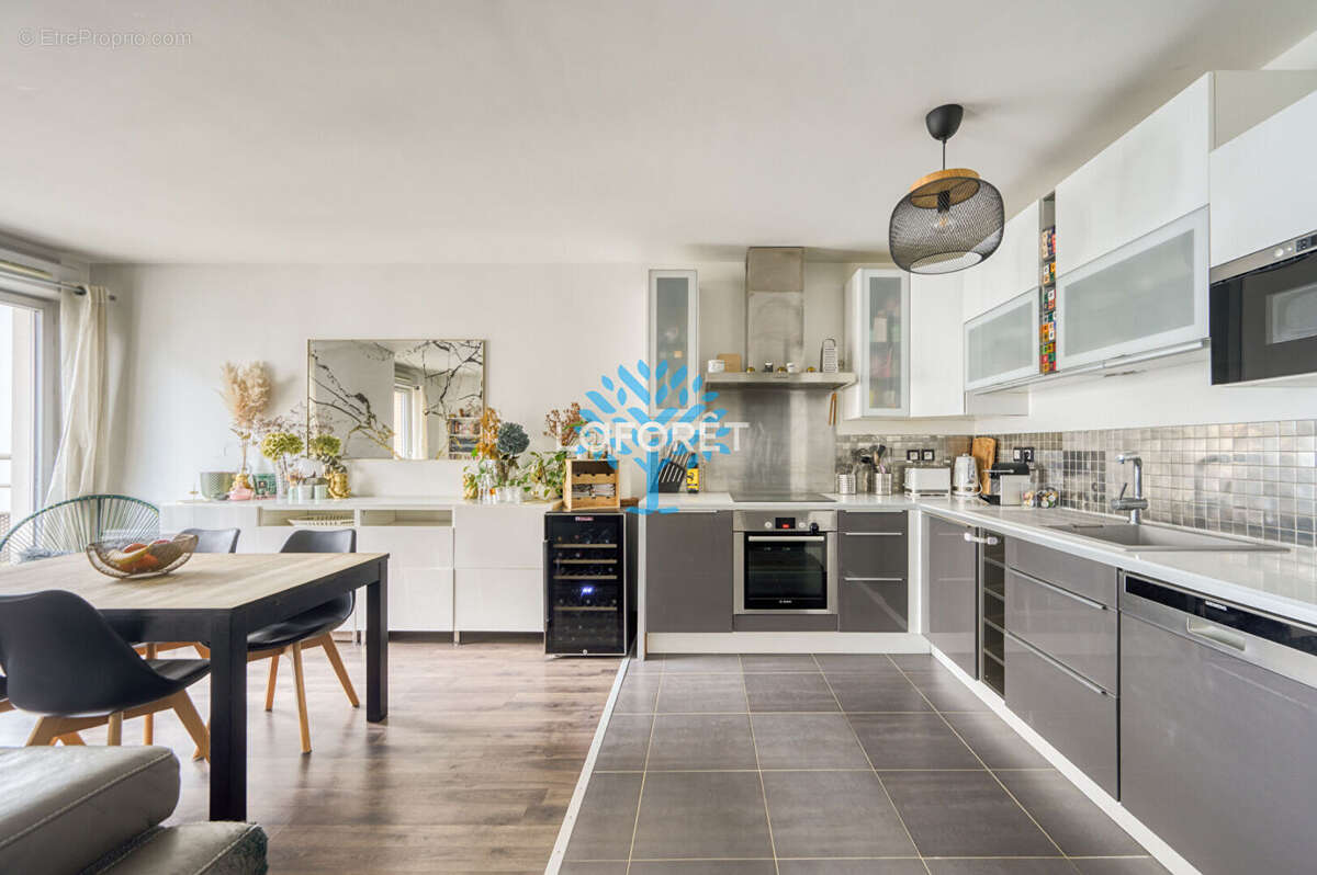 Appartement à NANTERRE